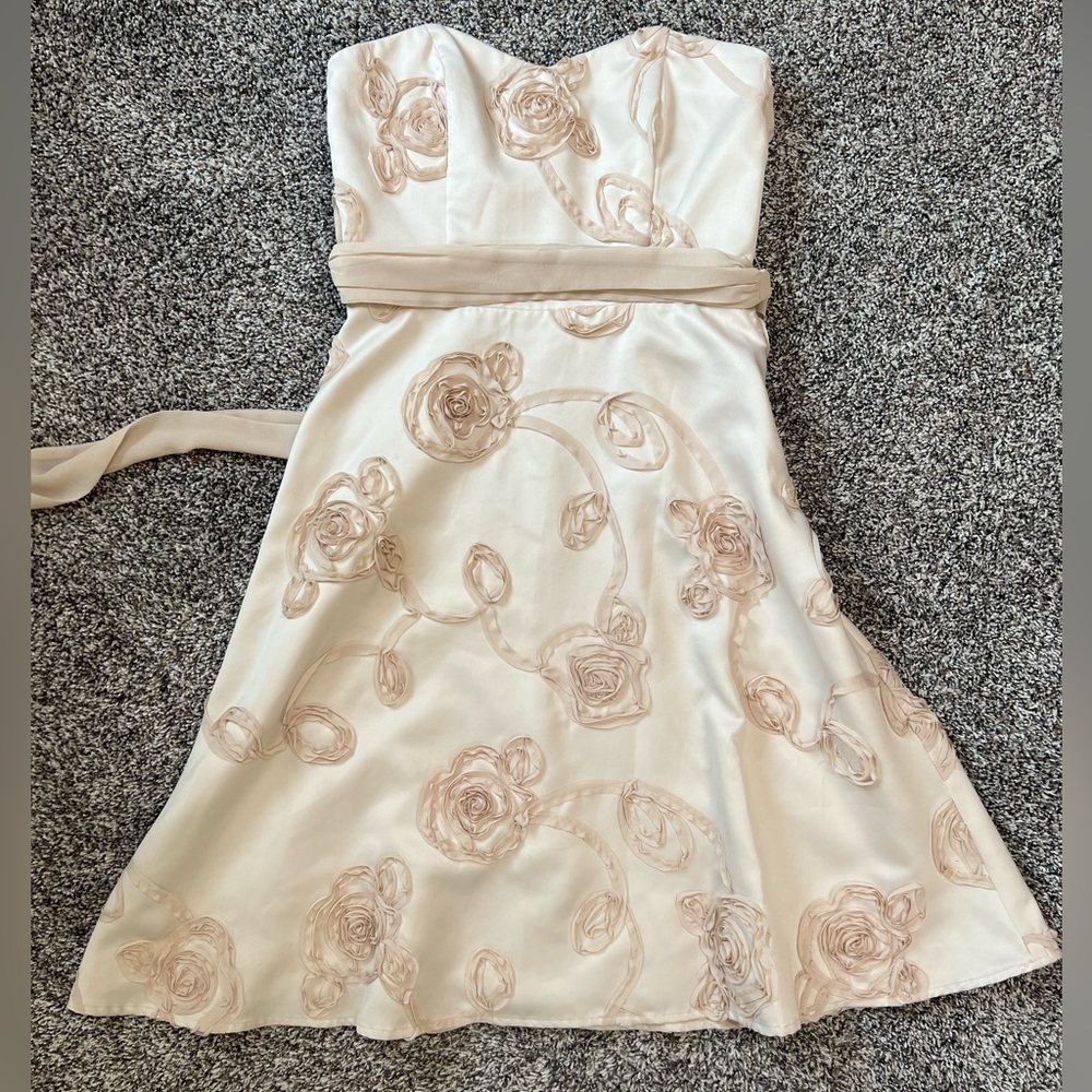 White House Black Market strapless dress